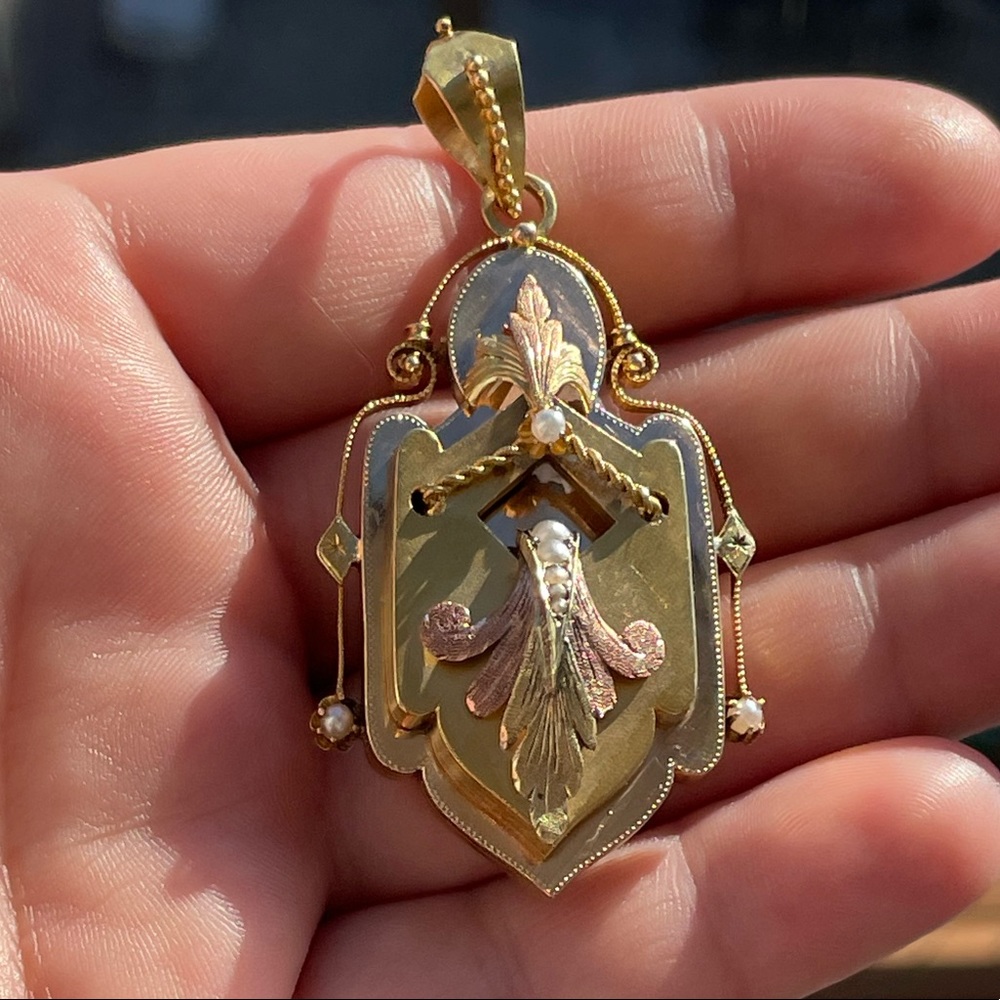 14k Antique Victorian Locket 15 grams - Picture 11 of 14